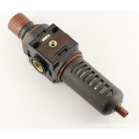 Фильтр-регулятор 1/2 дюйма (антиударный корпус) Фильтр-регулятор 1/2 дюйма (антиударный корпус)